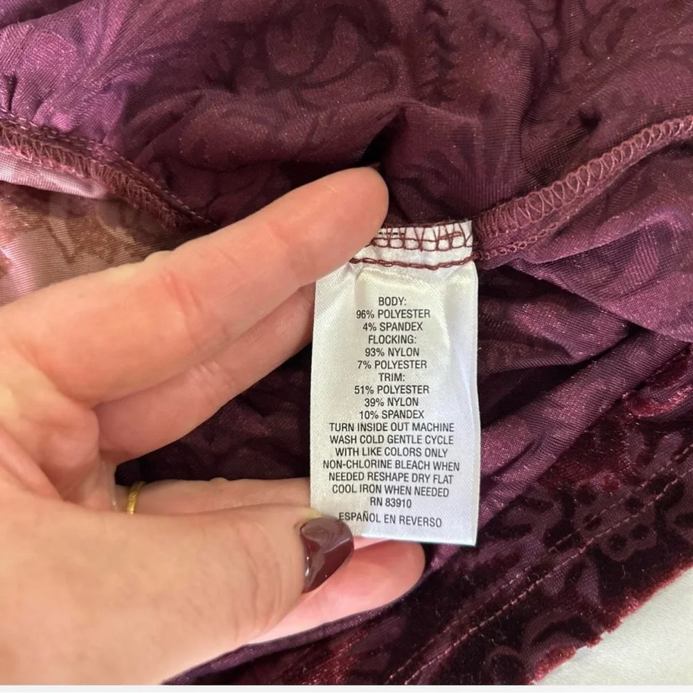 NWT Whimsical Floral Burnout Velvet Peasant Bell Sleeve Blouse Woman's 3XL - Picture 6 of 8